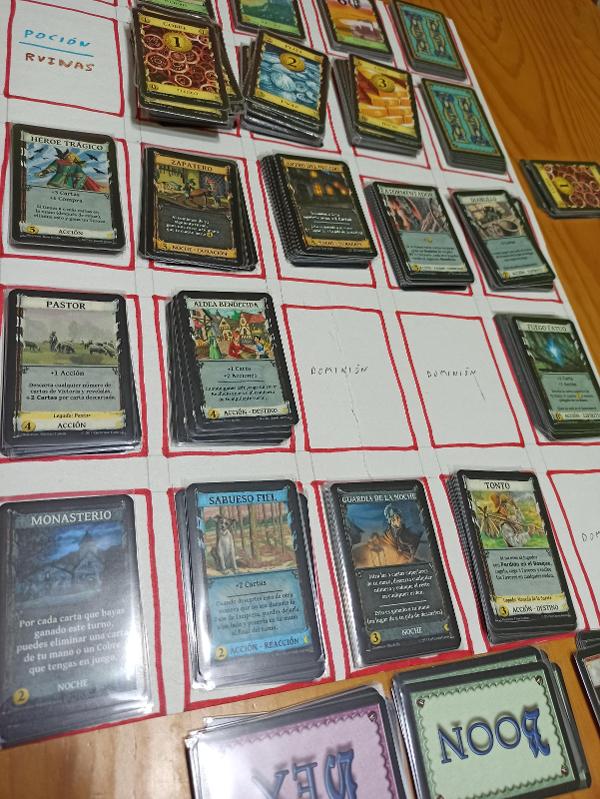 Dominion: Second Edition på bordet, foto af Diego