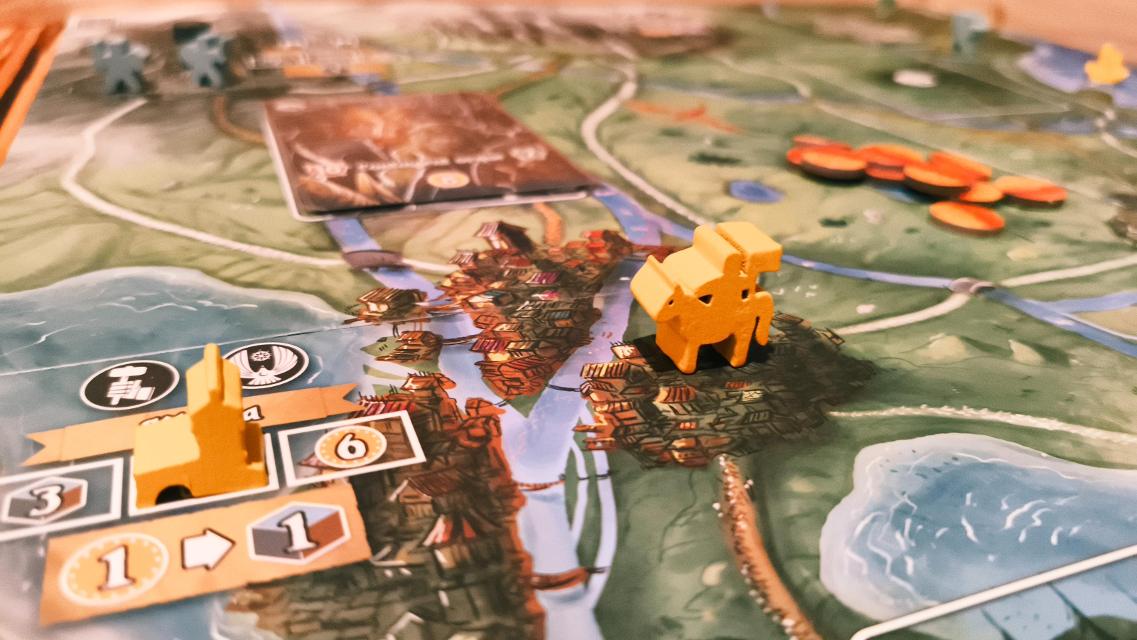 Margraves of Valeria on the table, photo by Mochilo