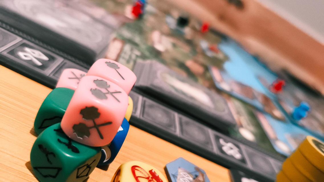 Champions of Midgard on the table, photo by Mochilo