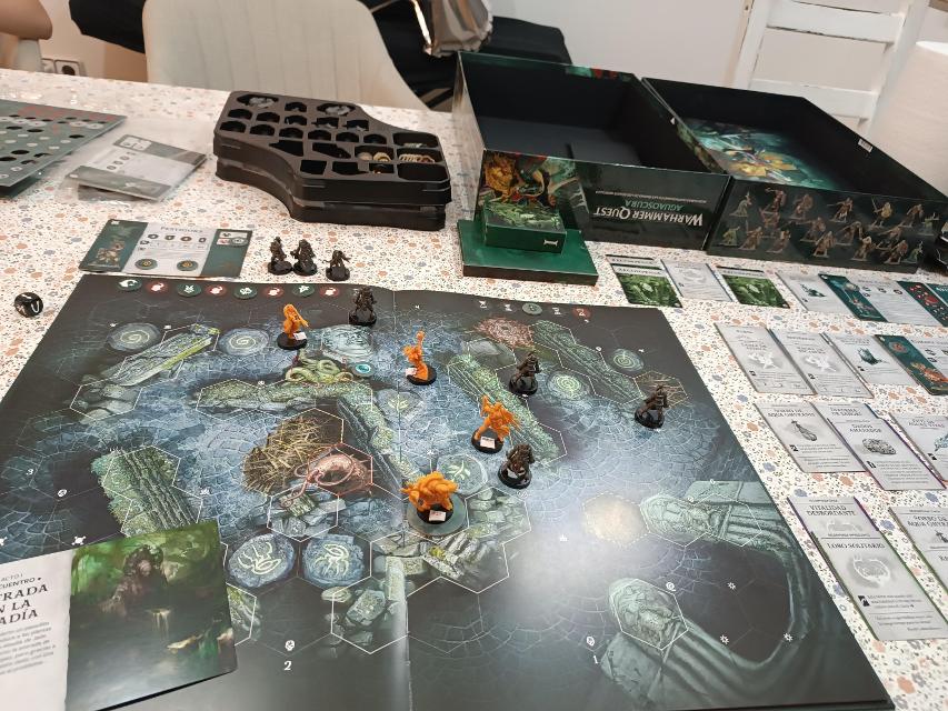 Warhammer Quest: Darkwater on the table, photo by Viafora - Francesc