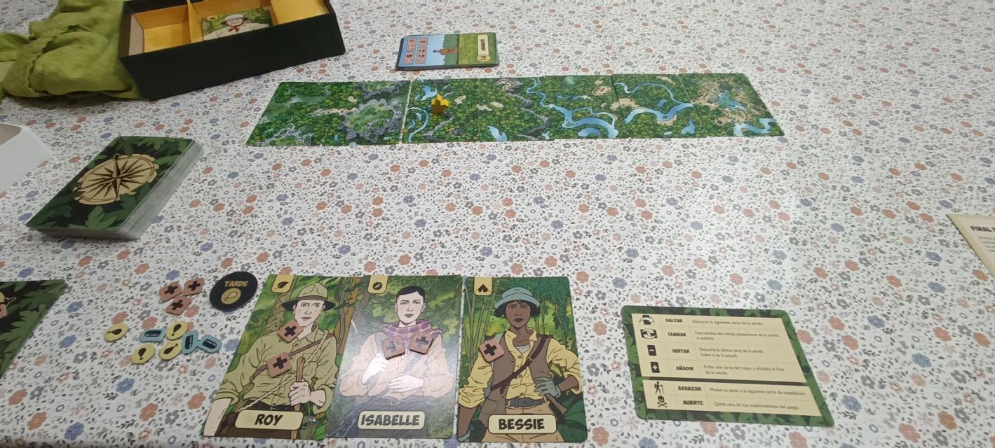 The Lost Expedition on the table, photo by Viafora - Francesc