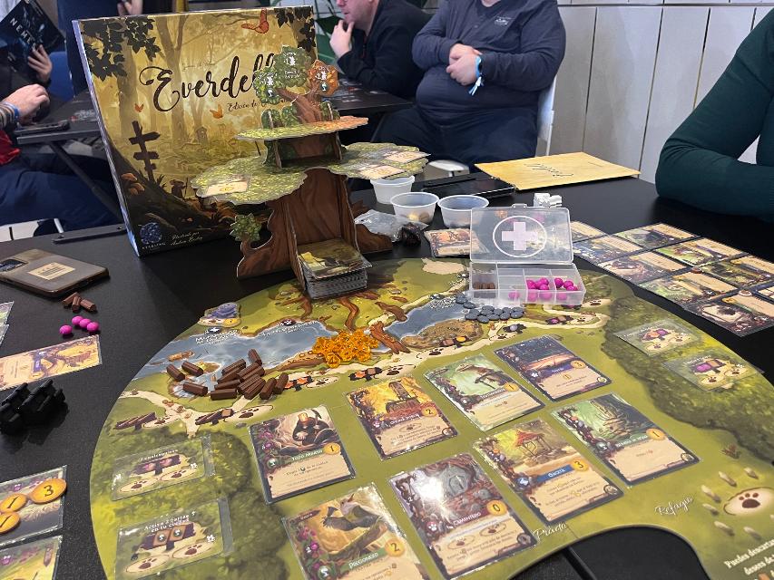 Everdell: Collector's Edition on the table, photo by Bruno Circulo Friki