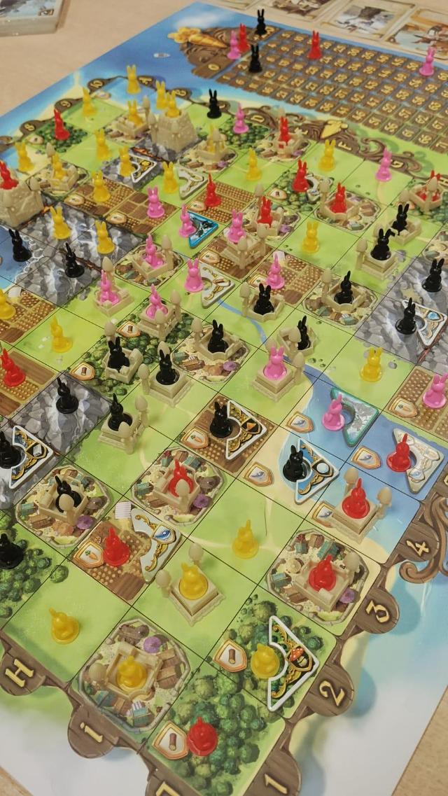 Bunny Kingdom sul tavolo, foto di Amy