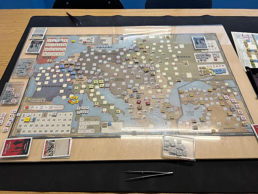 Paths of Glory op tafel, foto van Enol Martínez Pérez “MrTaikyo”