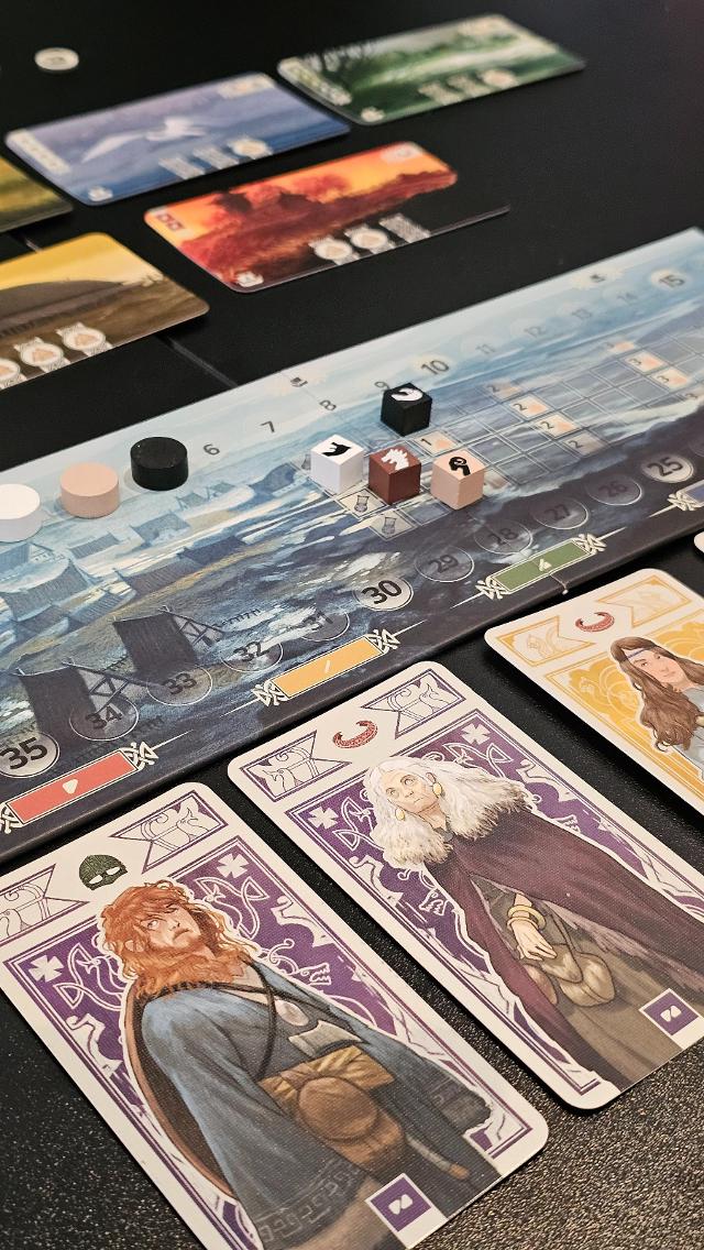 Knarr sobre la taula, foto de Jugar y Leer