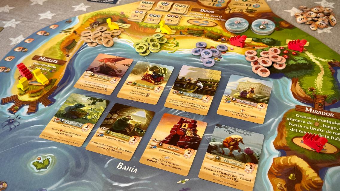 Farshore: Ein Spiel in der Welt von Everdell auf dem Tisch, Foto von Dídac