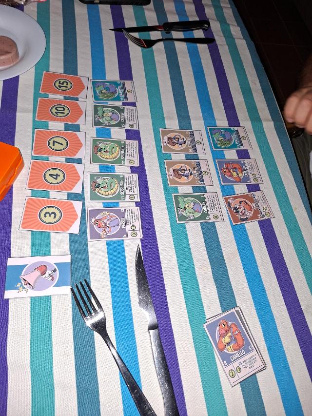 FlipToons op tafel, foto van Artur Rodríguez Coma