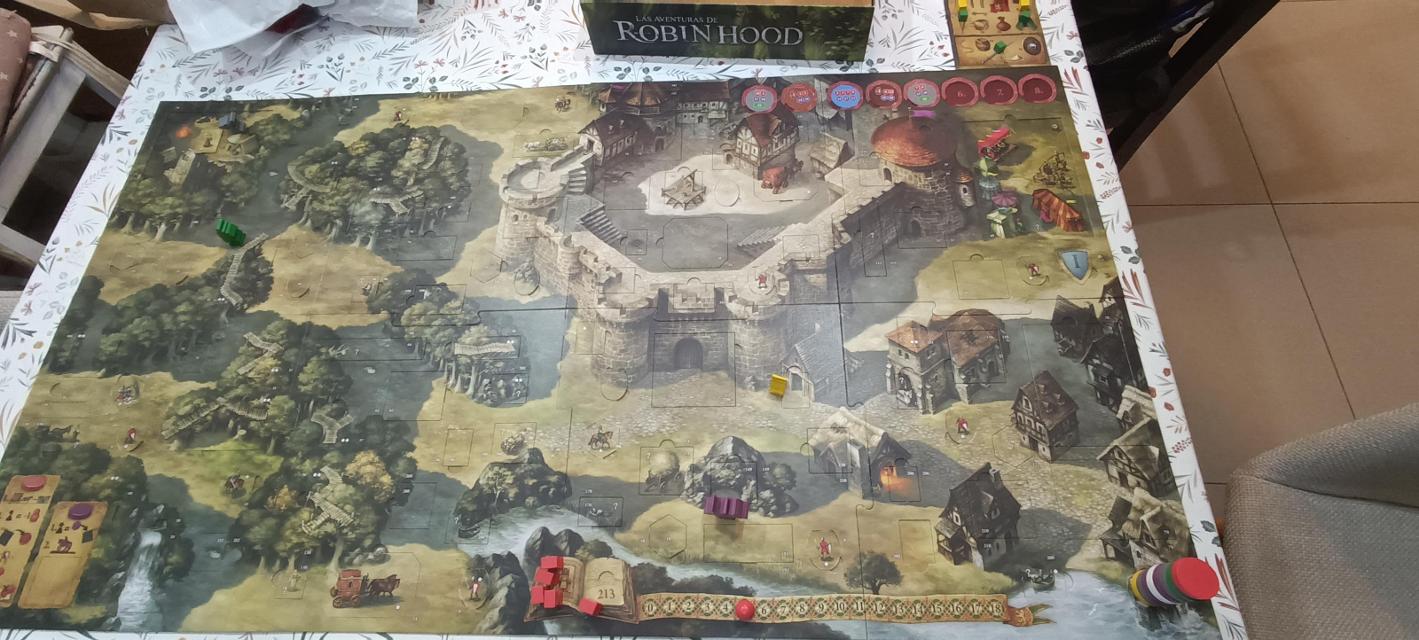 The Adventures of Robin Hood on the table, photo by Viafora - Francesc
