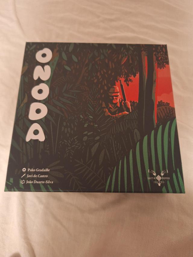 Onoda on the table, photo by Artur Rodríguez Coma