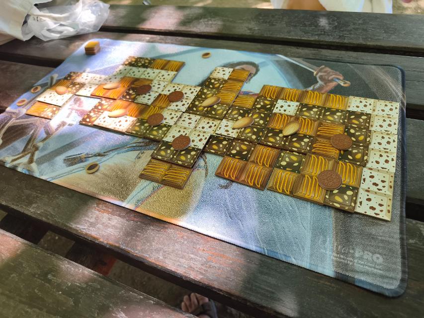 Chocoly on the table, photo by Noel Rodrigo Arcay