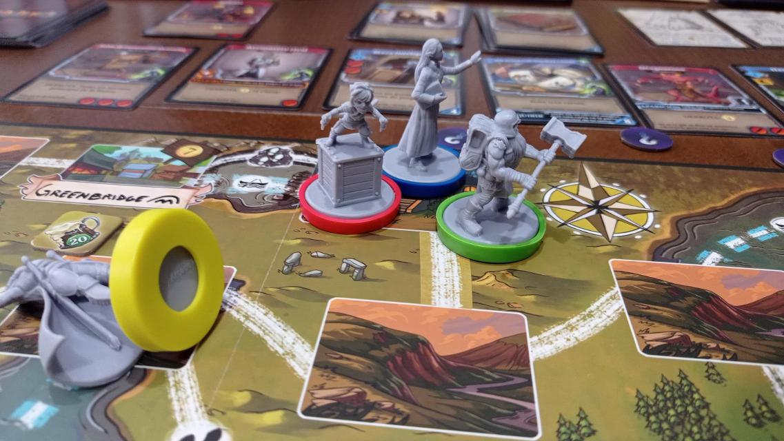 桌上的Clank! Legacy: Acquisitions Incorporated,照片来自 Carcolo