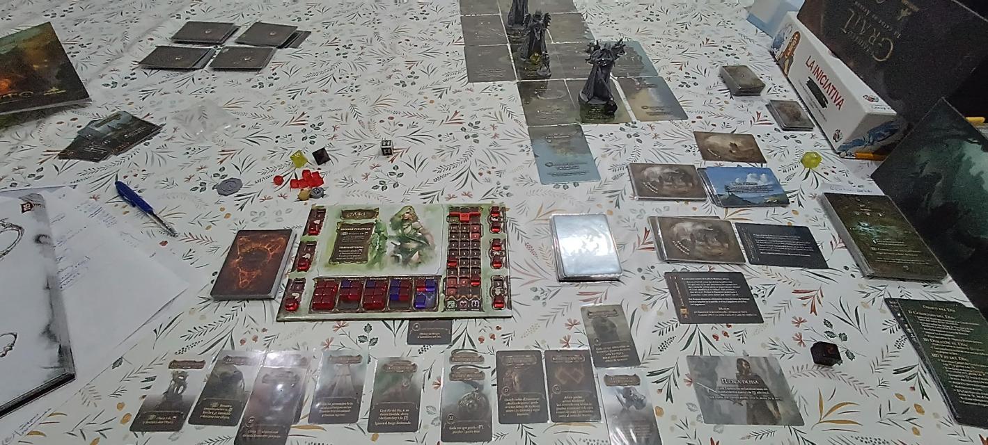Tainted Grail: Upadek Avalonu na stole, zdjęcie: Viafora - Francesc