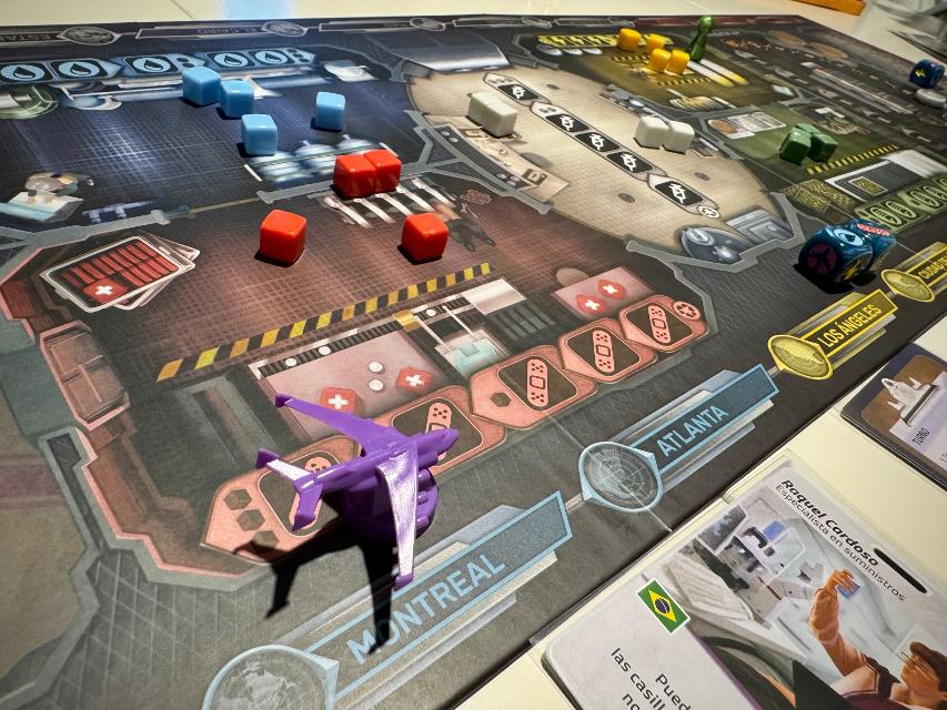 Pandemic: Rapid Response on the table, photo by Dídac