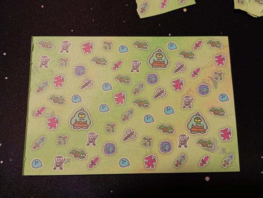 Tearable Quest on the table, photo by Estepo Estepoes