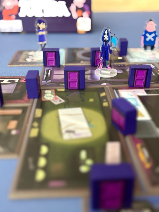 Tic Tac Tumba on the table, photo by Grouchina