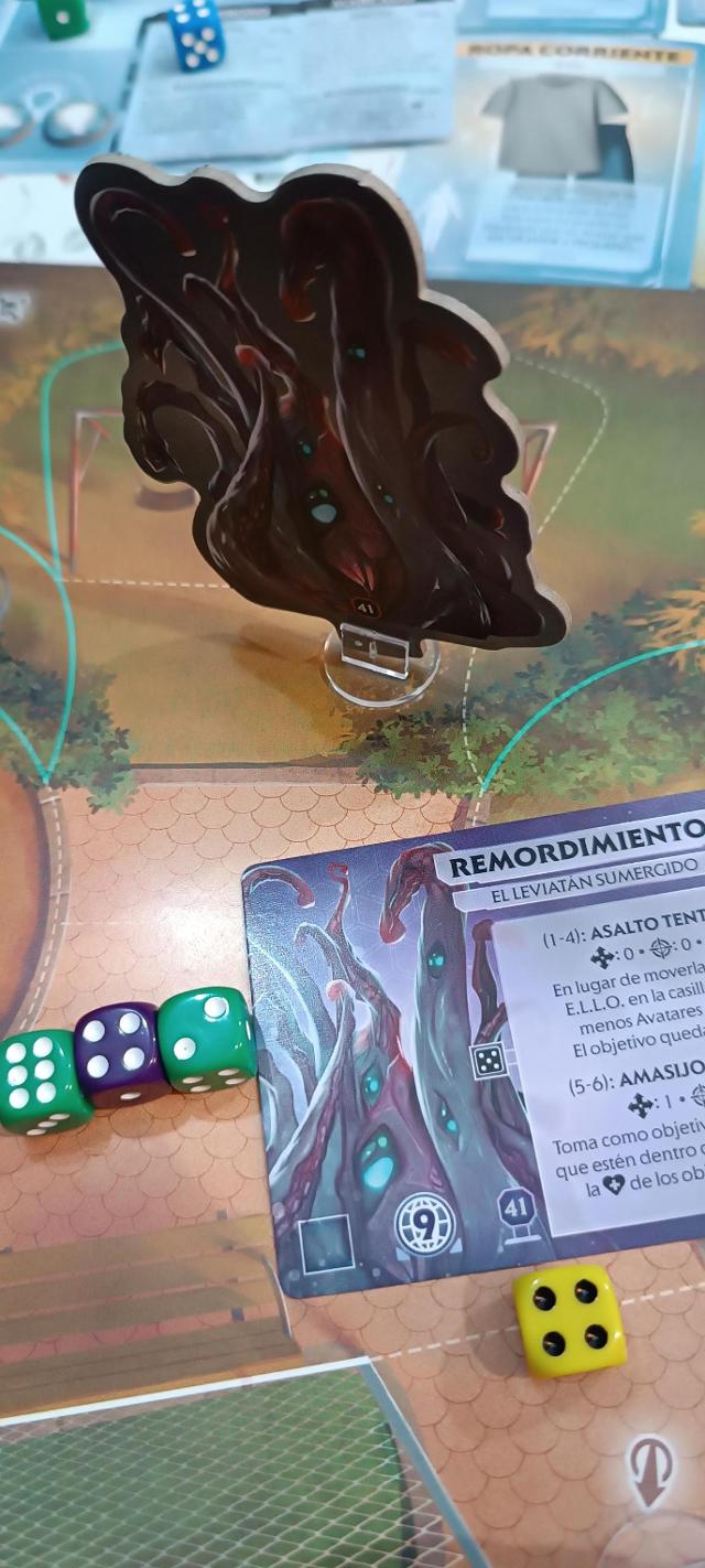 Comanauts on the table, photo by Viafora - Francesc