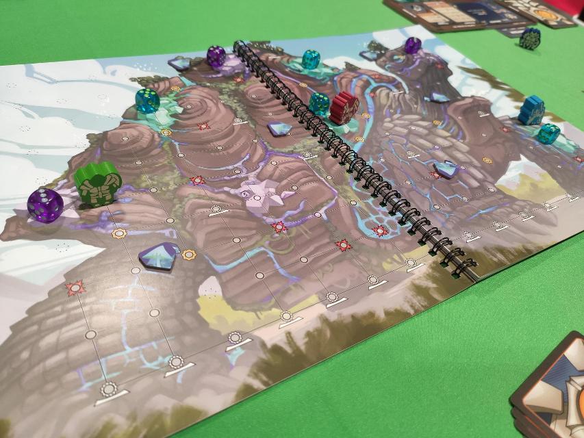 Leviathan Wilds na stole, zdjęcie: Mario Estruch