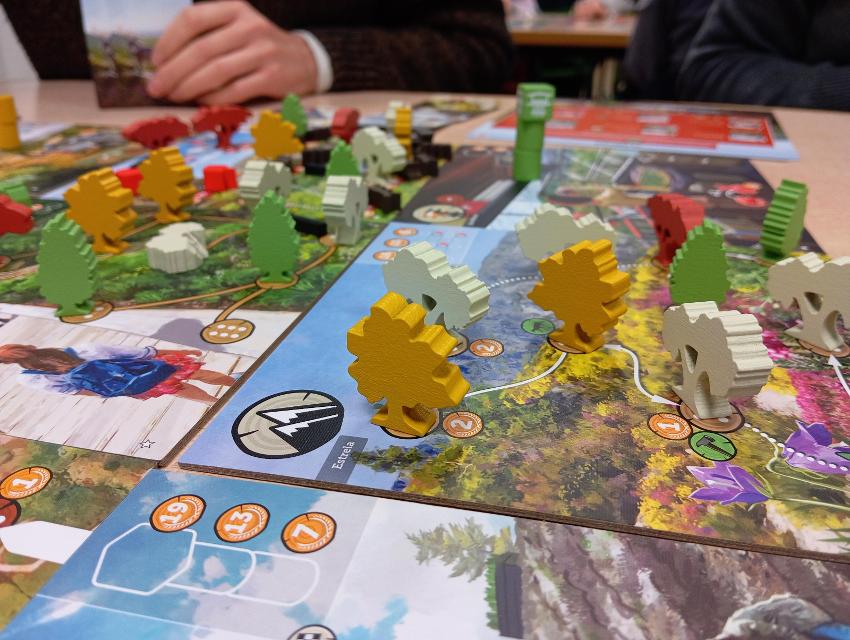 Floresta on the table, photo by Estepo Estepoes
