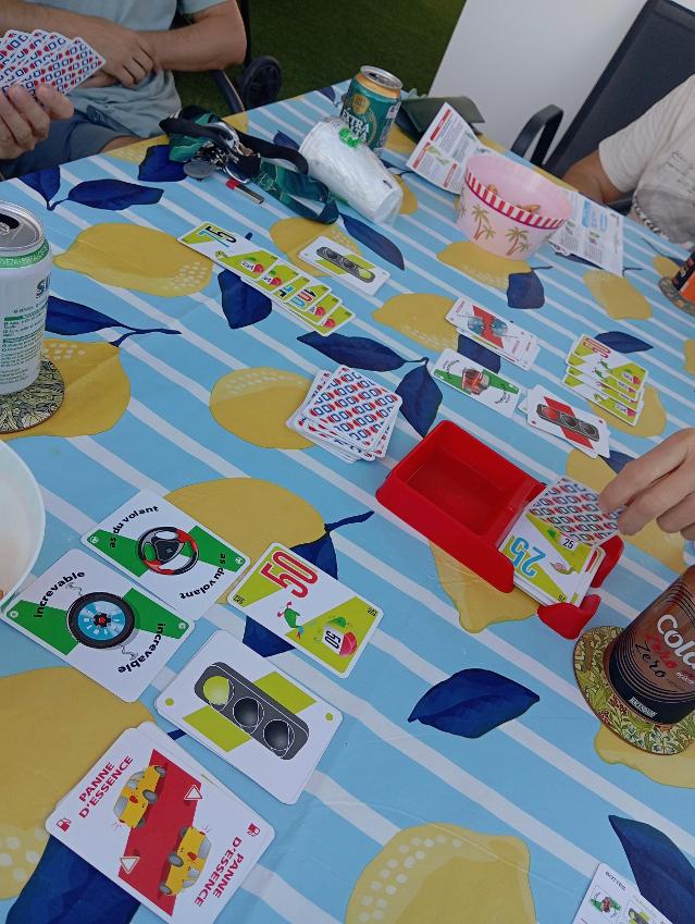 1000 Bornes Express on the table, photo by Estepo Estepoes