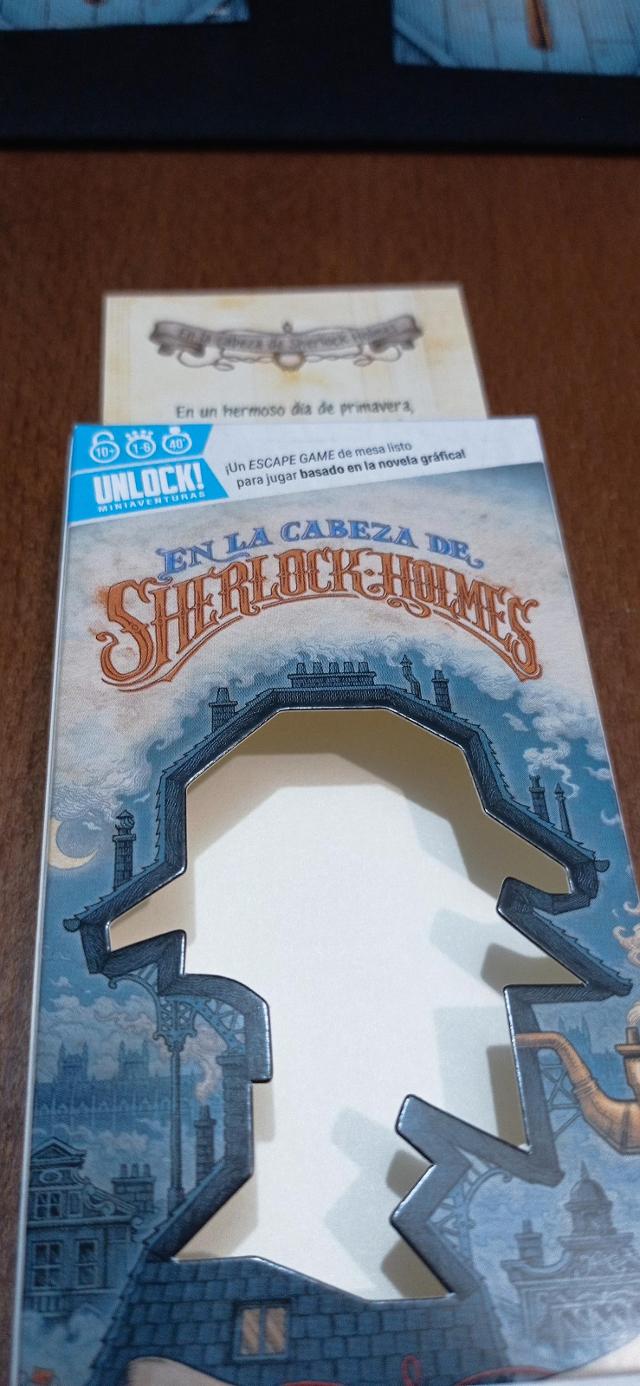 Unlock!: Short Adventures – Inside the Mind of Sherlock Holmes on the table, photo by Carcolo