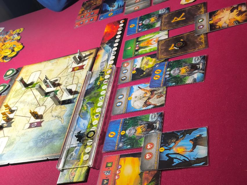 The Lord of the Rings: Duel for Middle-earth on the table, photo by Heldisil