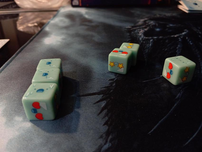 テーブル上のCubeMelt: Getting Dicey(写真:Estepo Estepoes)