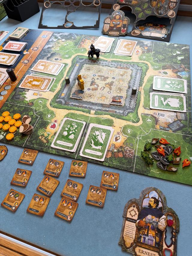 Oltréé on the table, photo by neogeneration