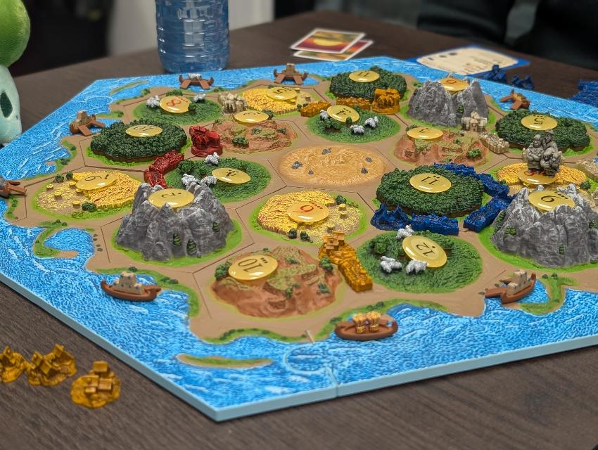 Catan: Edición 3D sobre la taula, foto de Brandon Storm