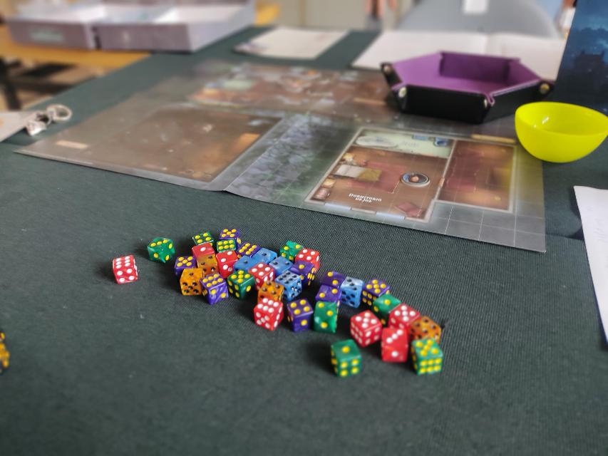 Arkham Horror: The Roleplaying Game – The Hungering Abyss Starter Set on the table, photo by Jocs Sala Padró