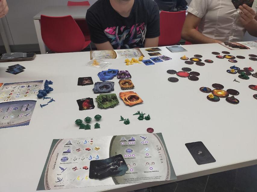 Ad Astra on the table, photo by Ivan Lleixà Alsina