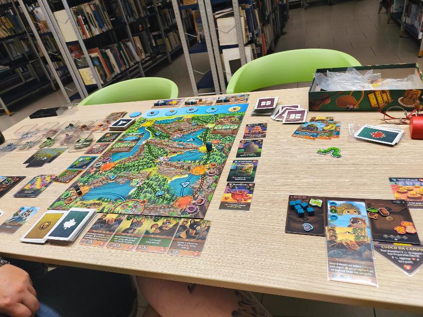 Maple Valley on the table, photo by Alessia Celadin
