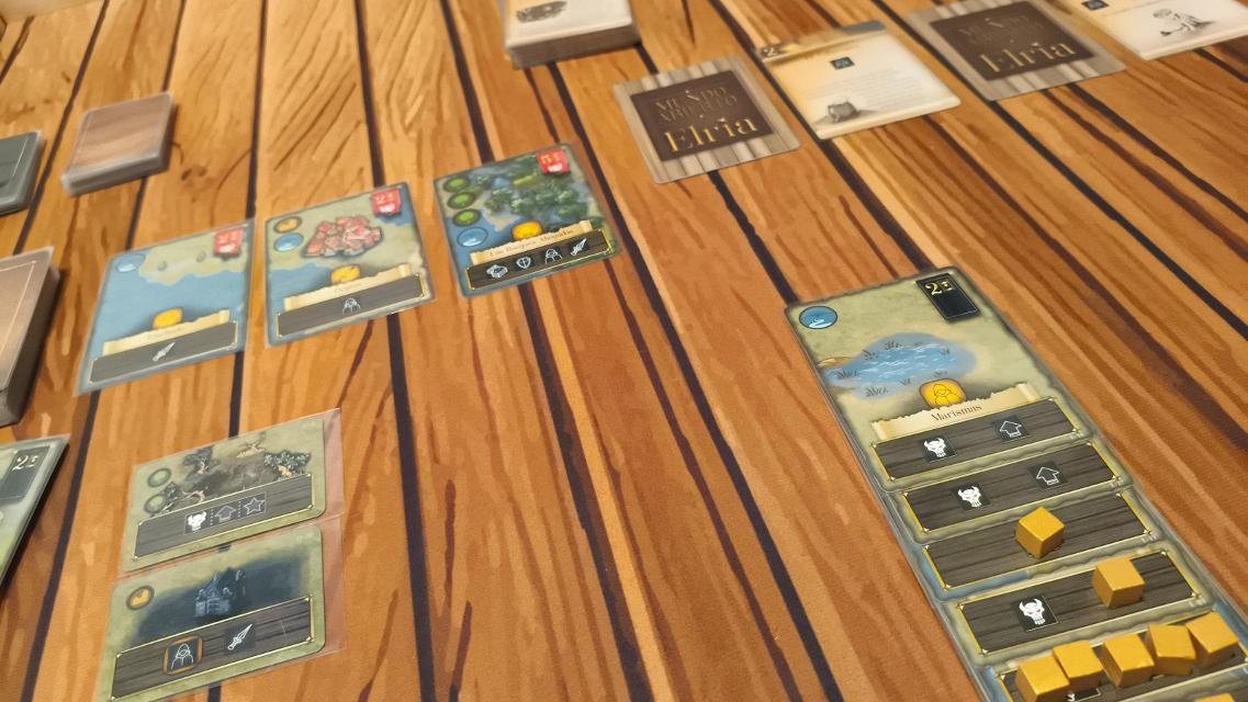 Mundo Abierto: Elria on the table, photo by Mochilo
