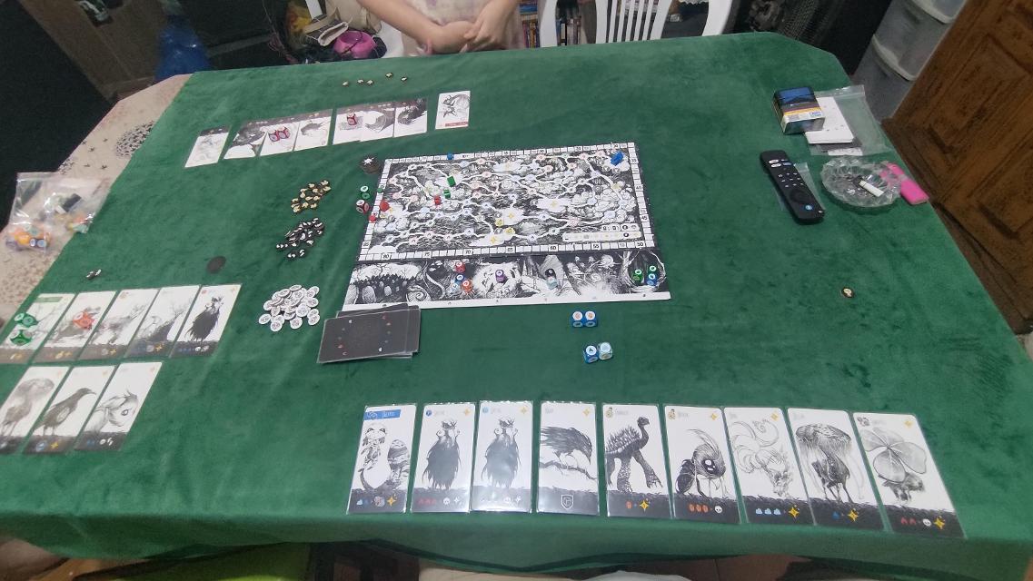 Světlonoš na stole, foto: Tábata Roman