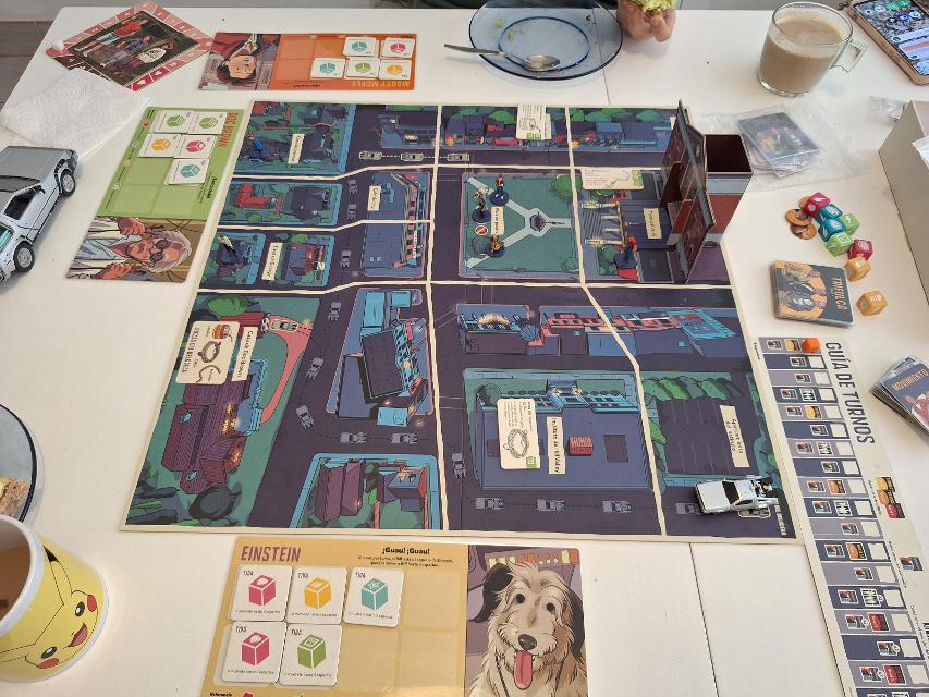 Back to the Future: Back in Time on the table, photo by Artur Rodríguez Coma