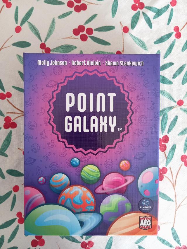 桌上的Point Galaxy,照片来自 Estepo Estepoes