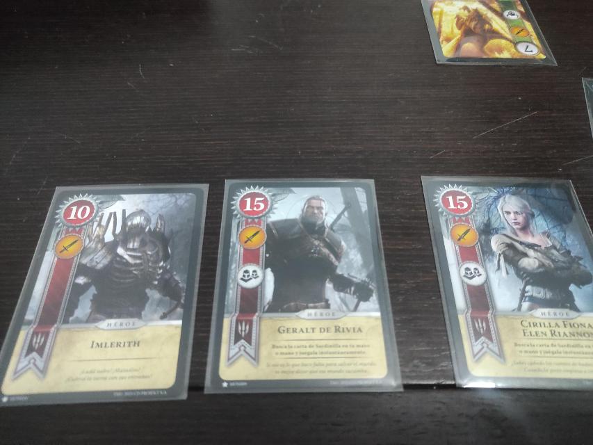 Gwent: The Legendary Card Game on the table, photo by Pauliss