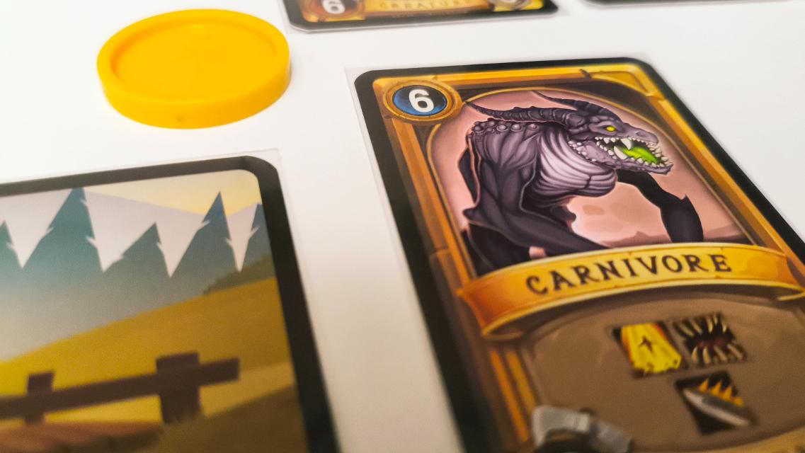Clash of Decks: Starter Kit on the table, photo by Mochilo