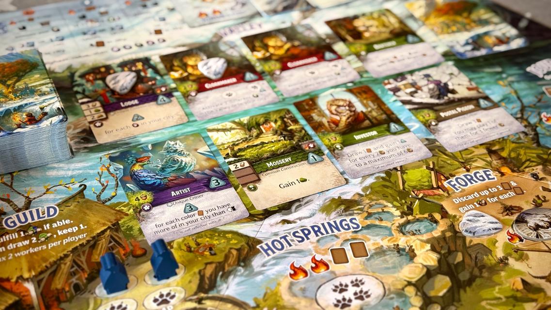 Silverfrost: Ein Spiel in der Welt von Everdell auf dem Tisch, Foto von Dídac