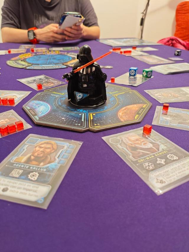 Star Wars: Dark Side Rising na stole, foto: Pauliss