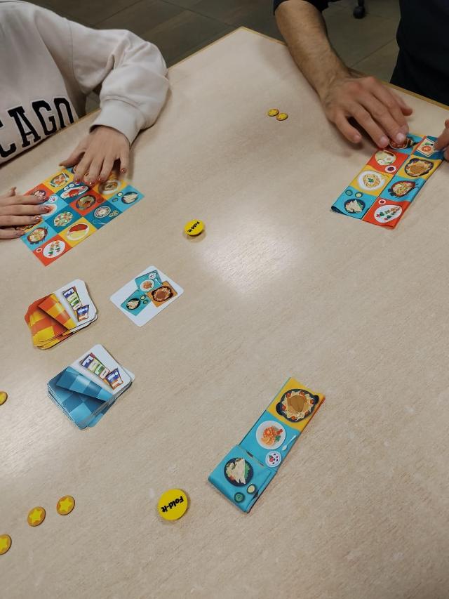 Fold-it auf dem Tisch, Foto von Amy