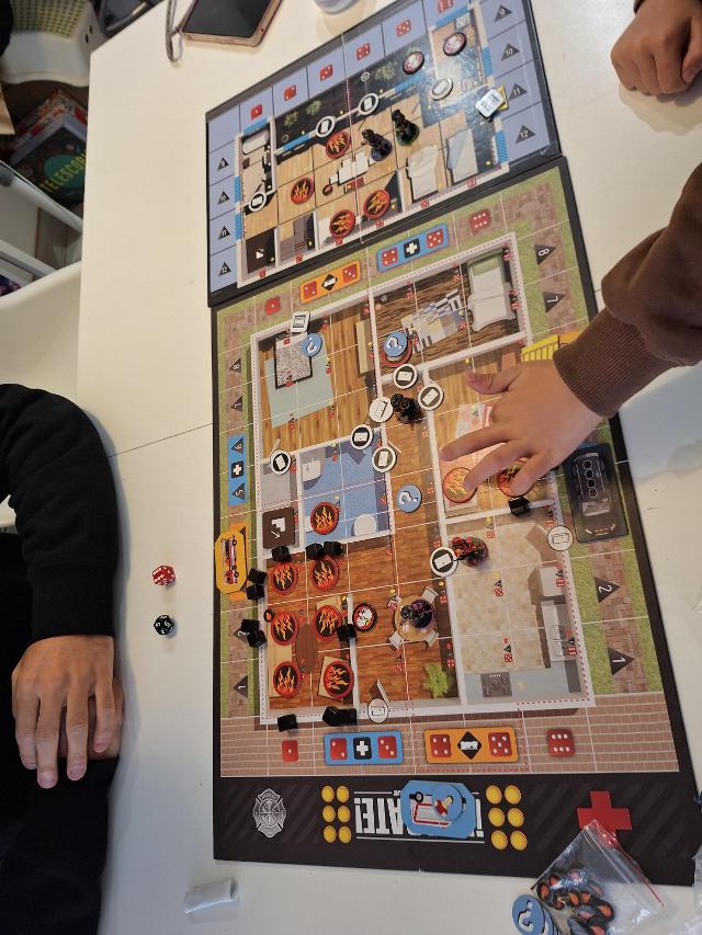 ¡Rescate! sobre la mesa, foto de Artur Rodríguez Coma
