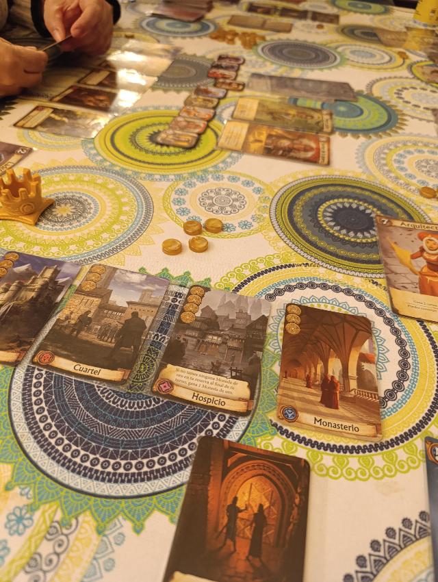 Citadels on the table, photo by Raquel Carlús