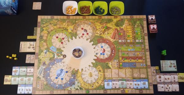 Tzolk'in: Mayský kalendář na stole, foto: santi3b