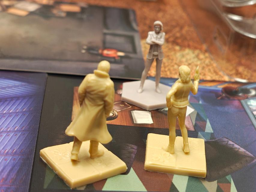 The Dark Quarter on the table, photo by Anthenor