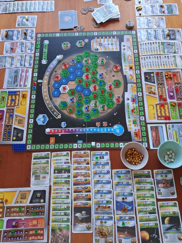 Terraforming Mars on the table, photo by Bea