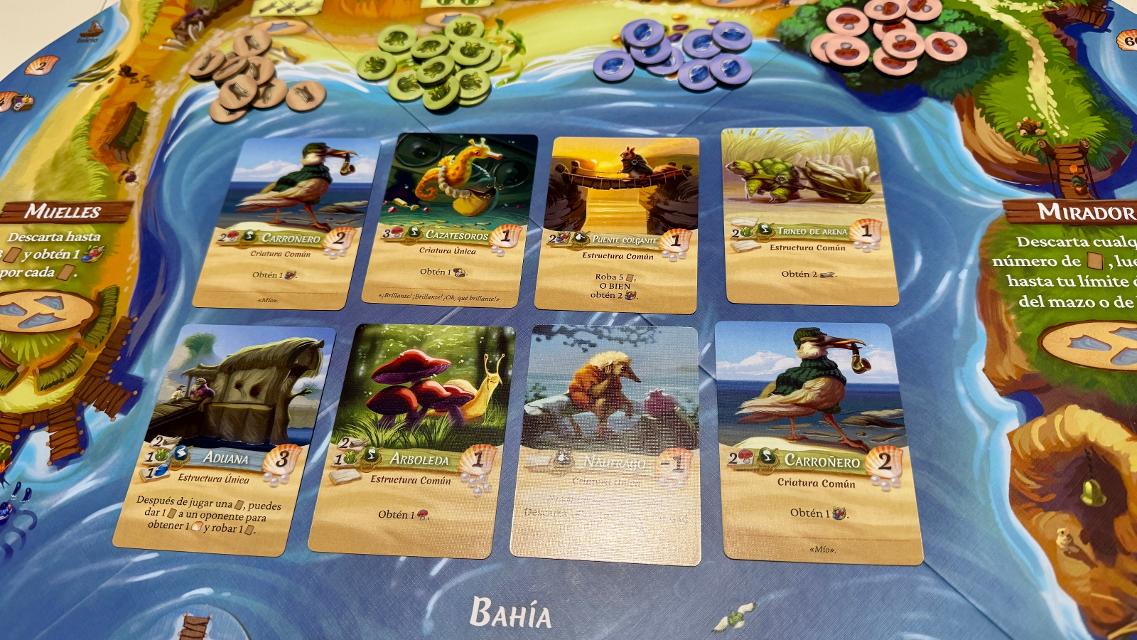 Farshore: Ein Spiel in der Welt von Everdell auf dem Tisch, Foto von Dídac