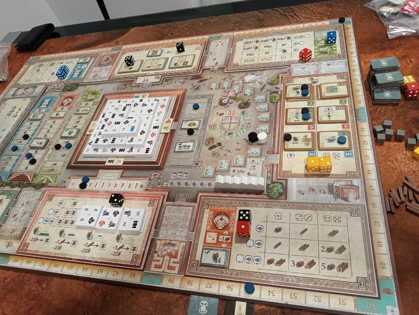 Teotihuacan: Die Stadt der Götter auf dem Tisch, Foto von David Puyalto
