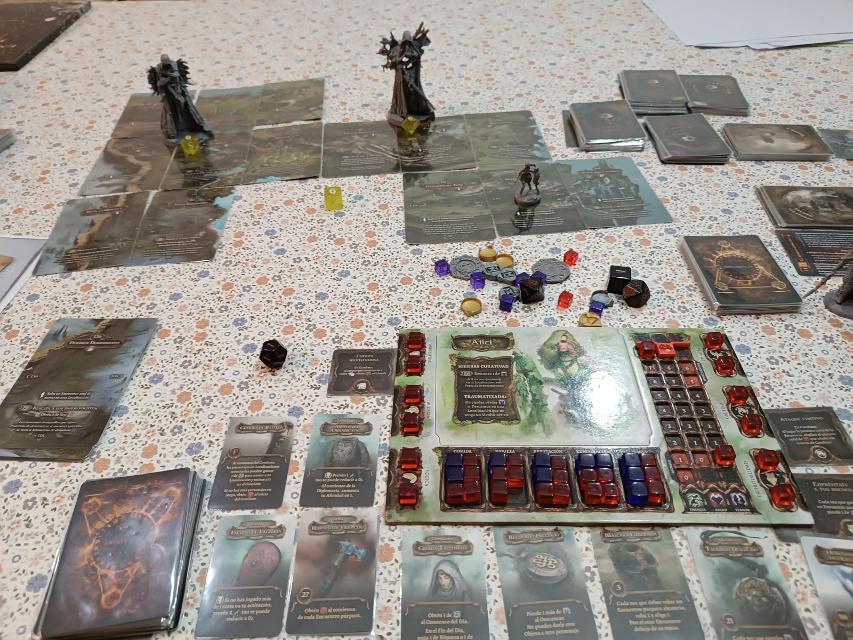 Tainted Grail: Upadek Avalonu na stole, zdjęcie: Viafora - Francesc