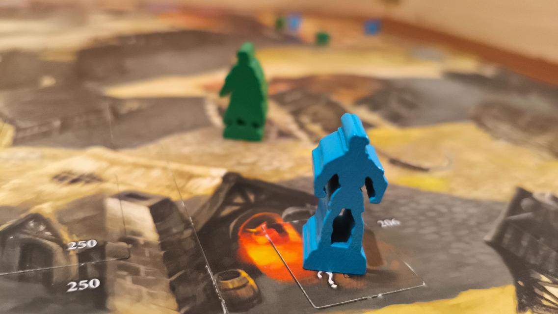 The Adventures of Robin Hood on the table, photo by Mochilo