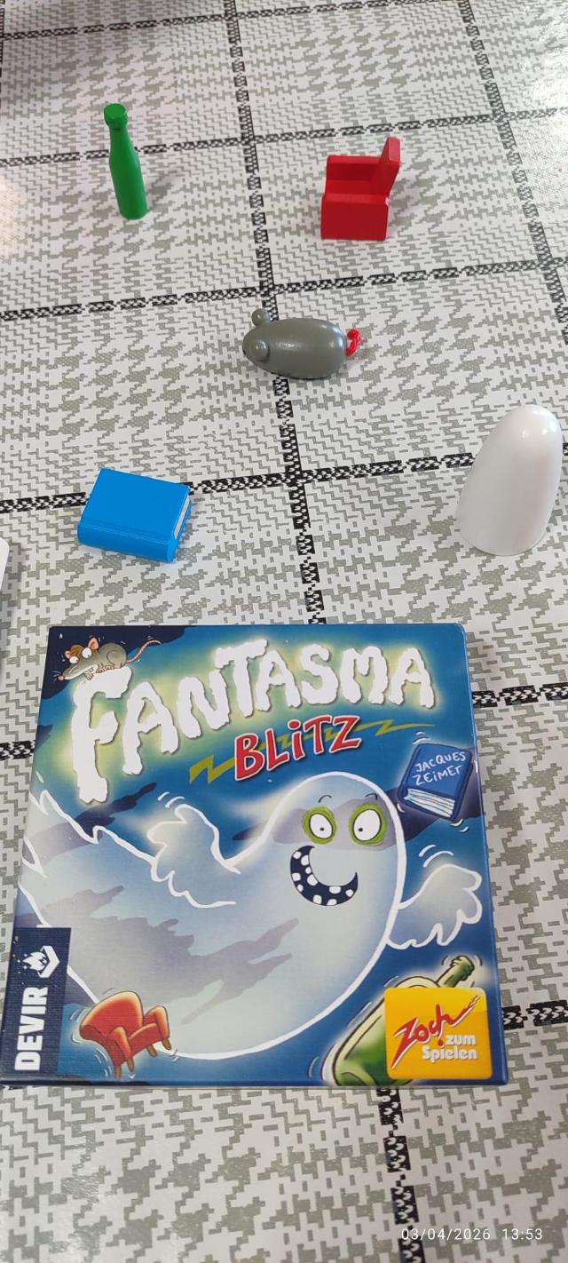 Ghost Blitz on the table, photo by Daniel